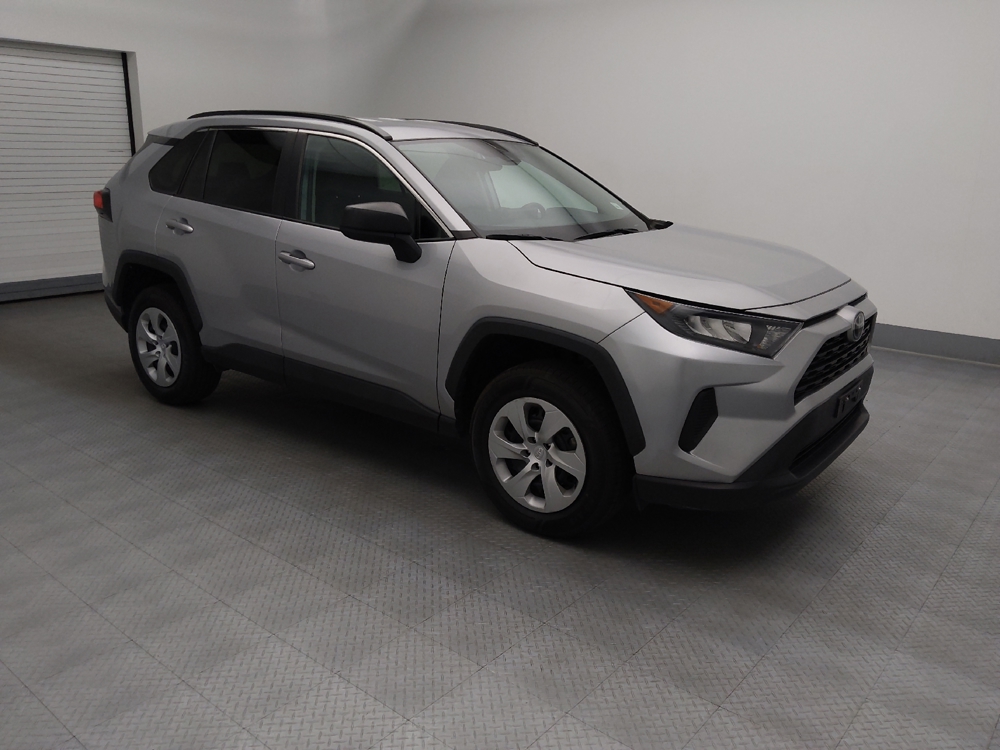 2021 Toyota RAV4 LE - Photo 9