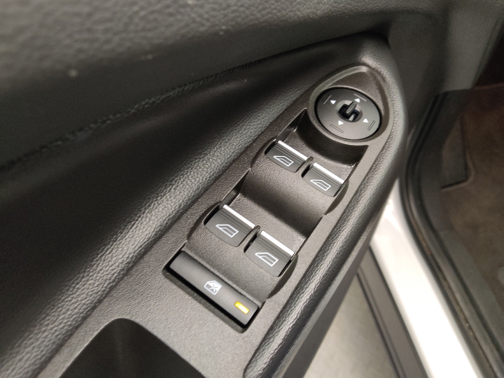 2019 Ford Escape SE - Photo 21