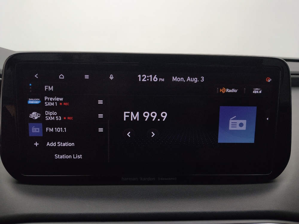 2023 Hyundai Santa Fe SEL Premium HEV - Photo 19