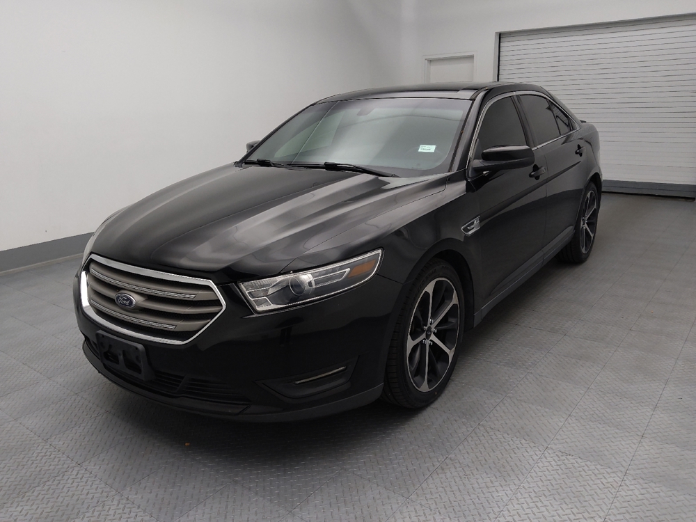 2016 Ford Taurus