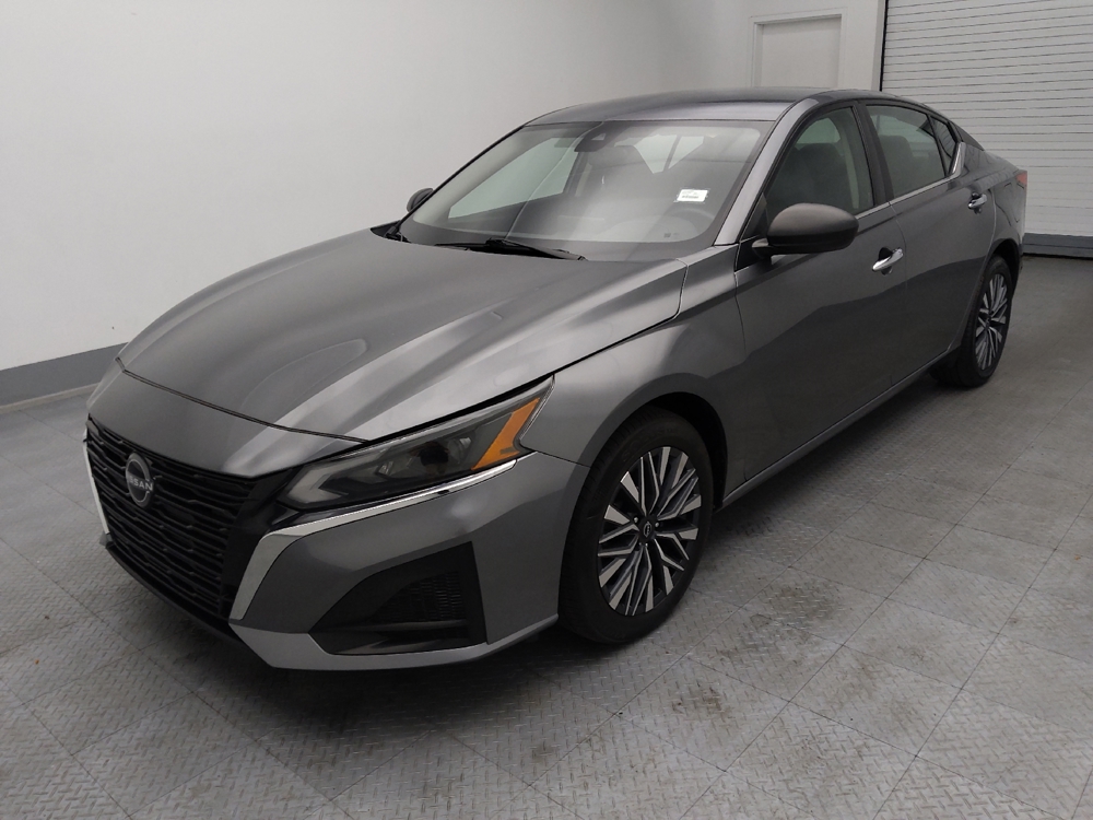 2024 Nissan Altima SV