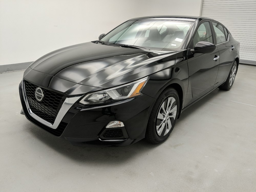 Used 2020 Nissan Altima Driver Front Bumper