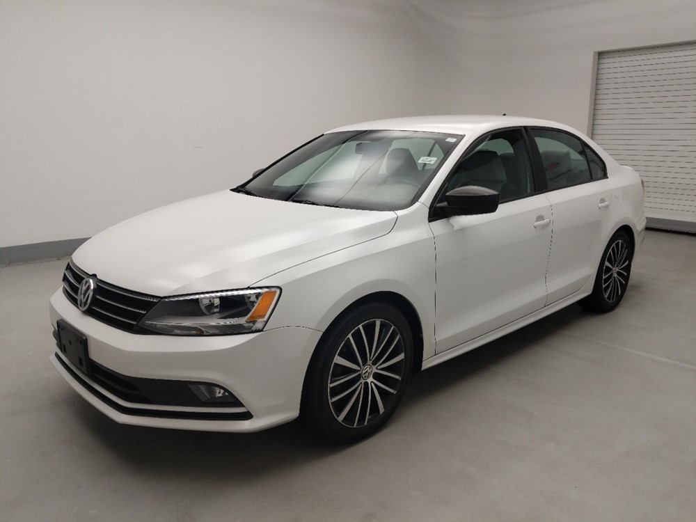 Used 2015 Volkswagen Jetta Driver Front Bumper