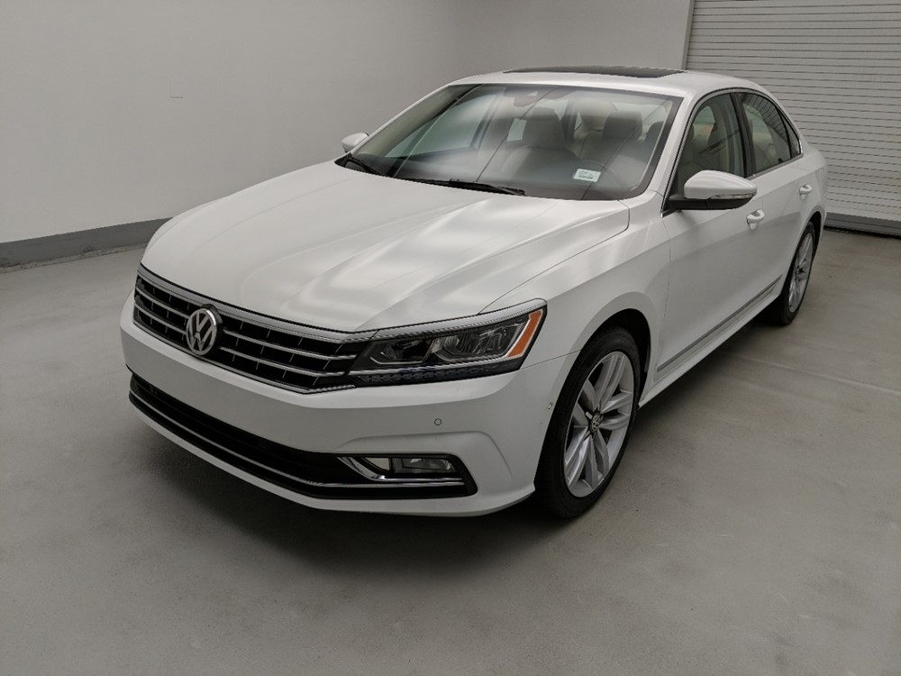 Used 2017 Volkswagen Passat Driver Front Bumper