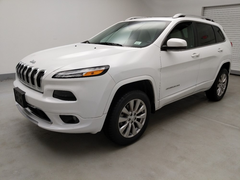 Used 2017 Jeep Cherokee Driver Front Bumper