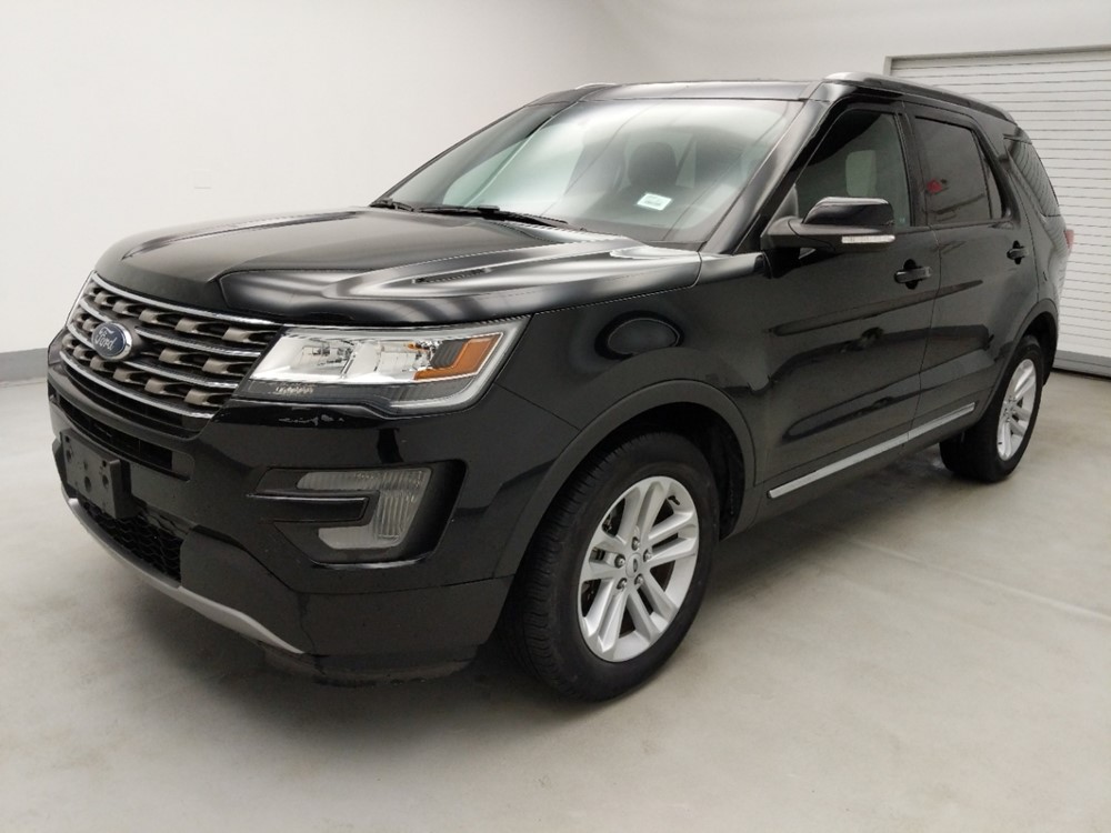 Used 2017 Ford Explorer Driver Front Bumper