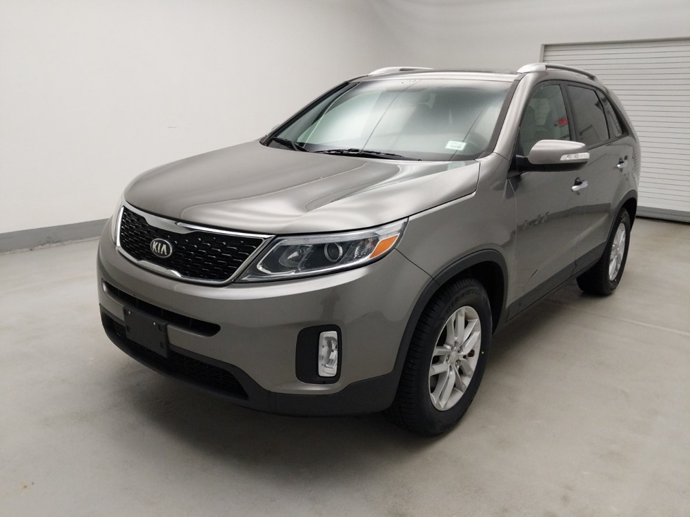 Used 2015 Kia Sorento Driver Front Bumper