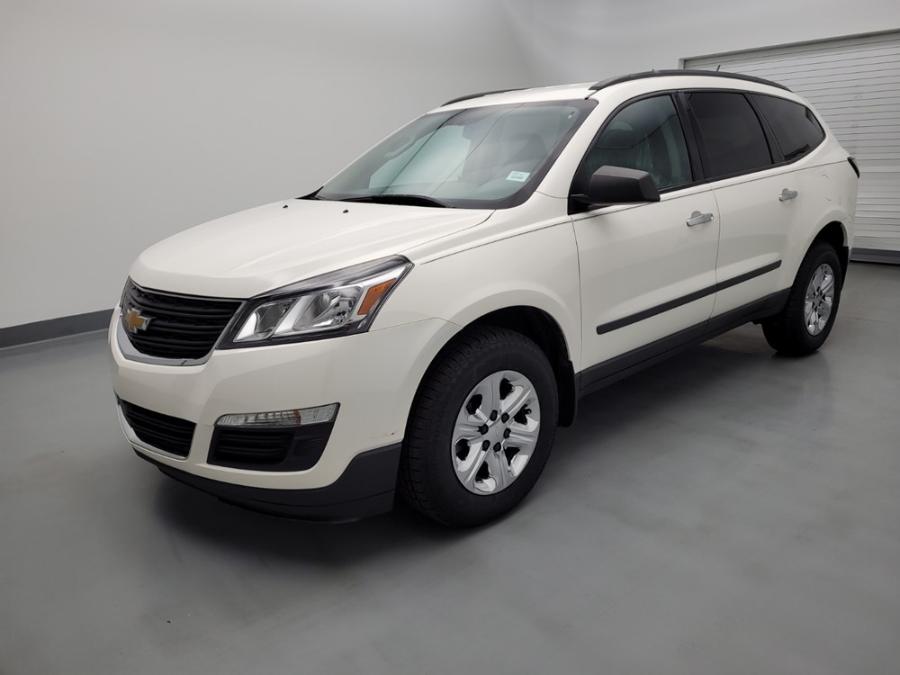 Used 2015 Chevrolet Traverse Driver Front Bumper
