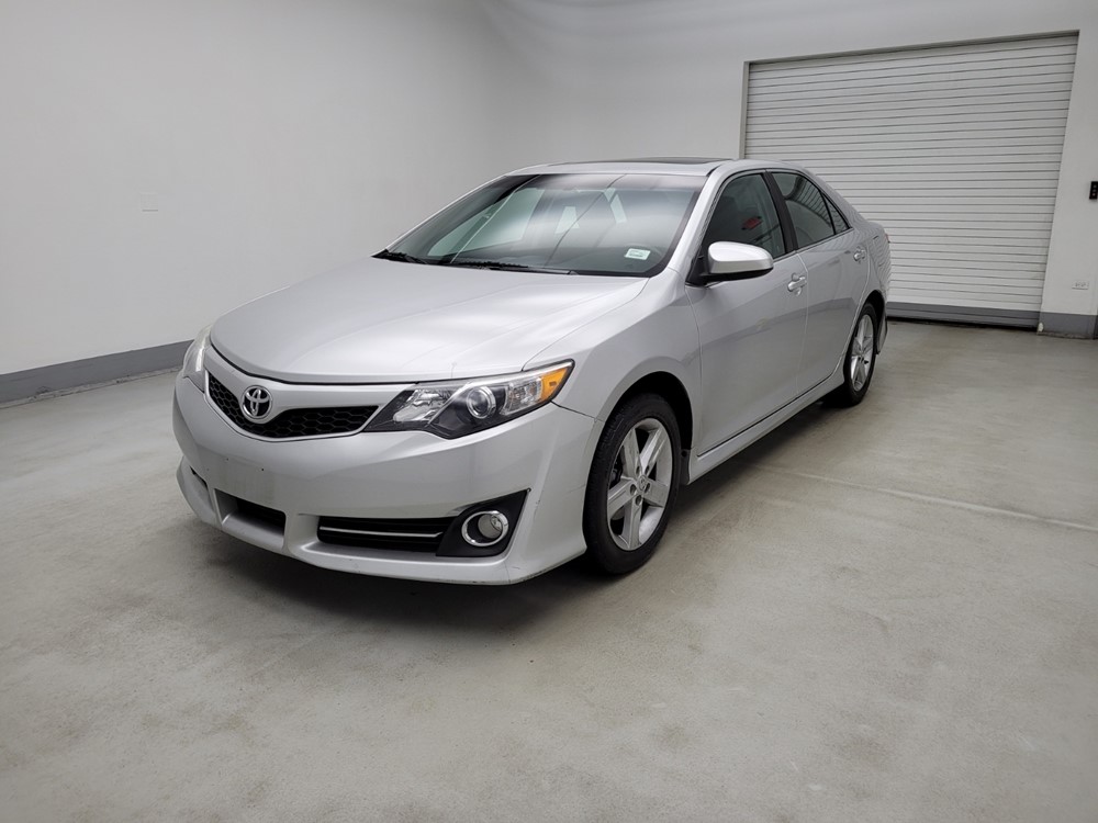 Used 2012 Toyota Camry Driver Front Bumper