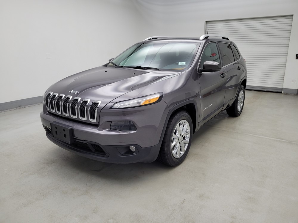 Used 2016 Jeep Cherokee Driver Front Bumper