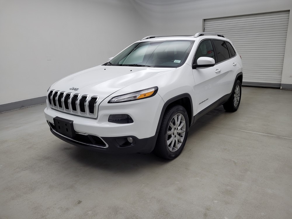 Used 2018 Jeep Cherokee Driver Front Bumper
