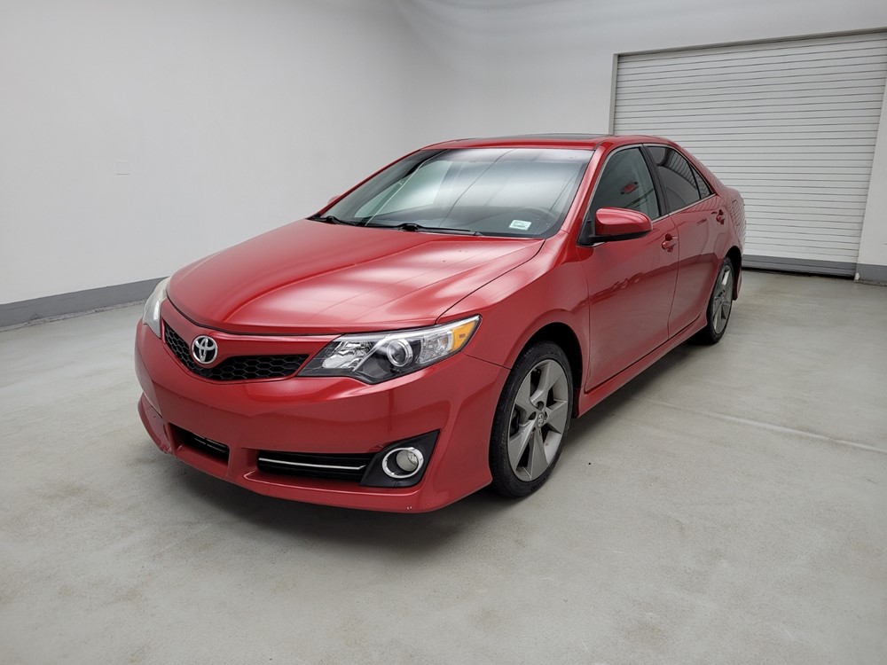 Used 2012 Toyota Camry Driver Front Bumper