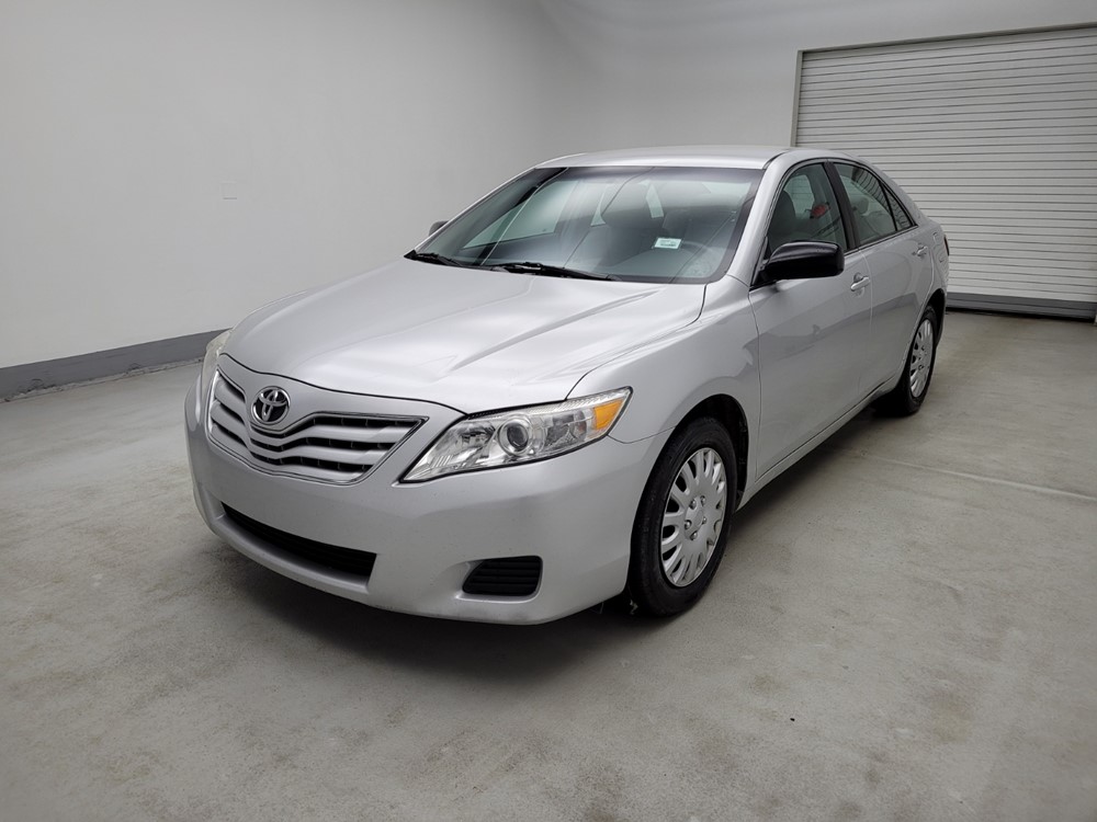 Used 2011 Toyota Camry Driver Front Bumper