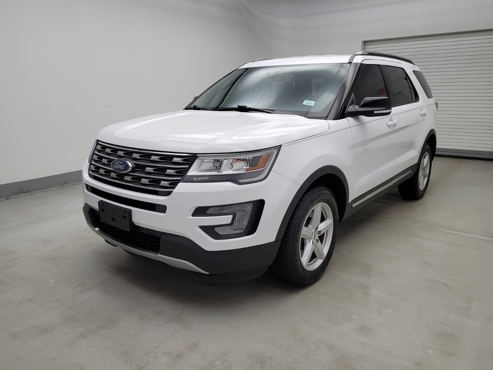 Used 2017 Ford Explorer Driver Front Bumper