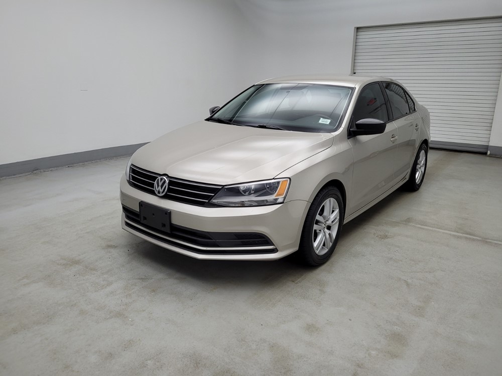 Used 2016 Volkswagen Jetta Driver Front Bumper