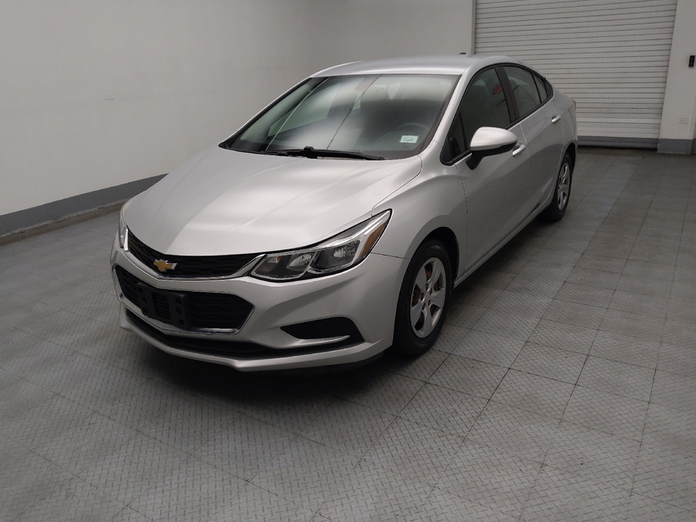 2018 Chevrolet Cruze LS's photo