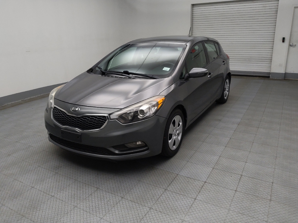 2016 Kia Forte5 LX's photo