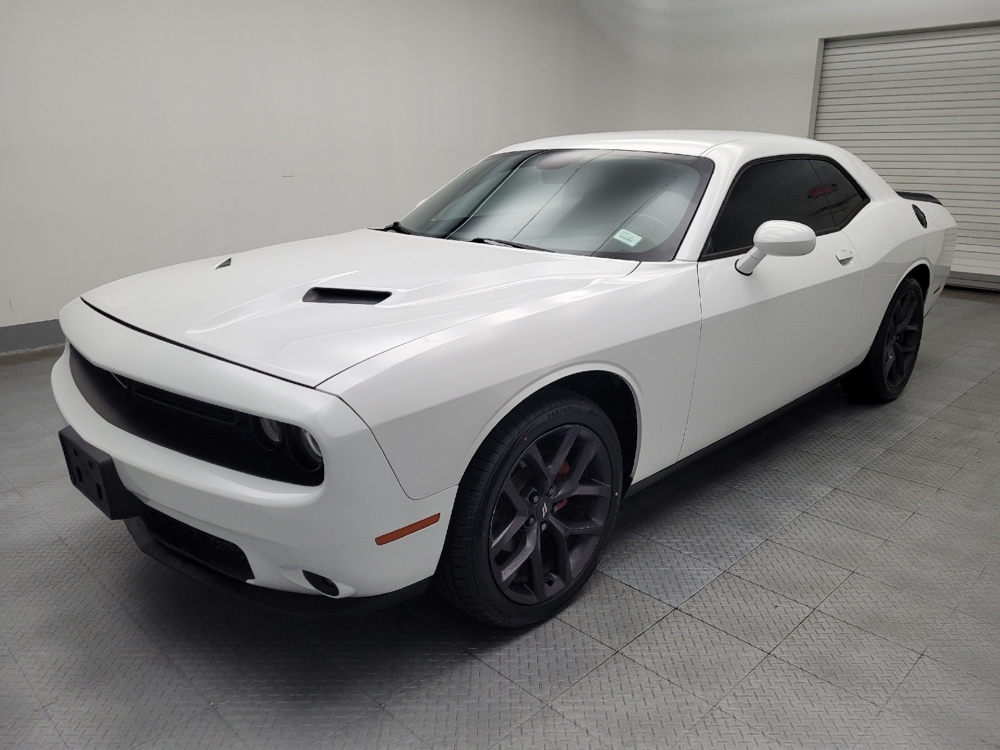 2020 Dodge Challenger SXT's photo