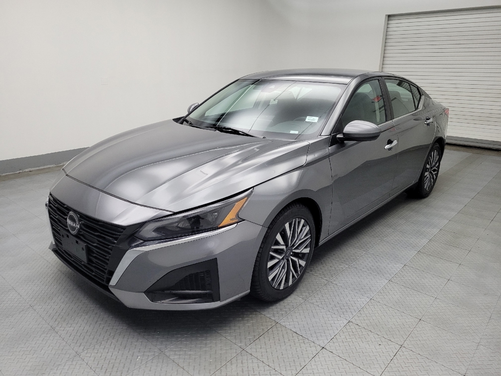 2023 Nissan Altima SV