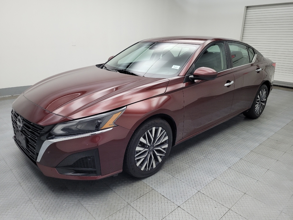 2023 Nissan Altima SV