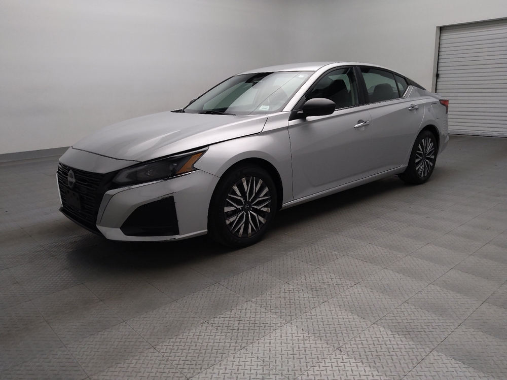 2024 Nissan Altima SV