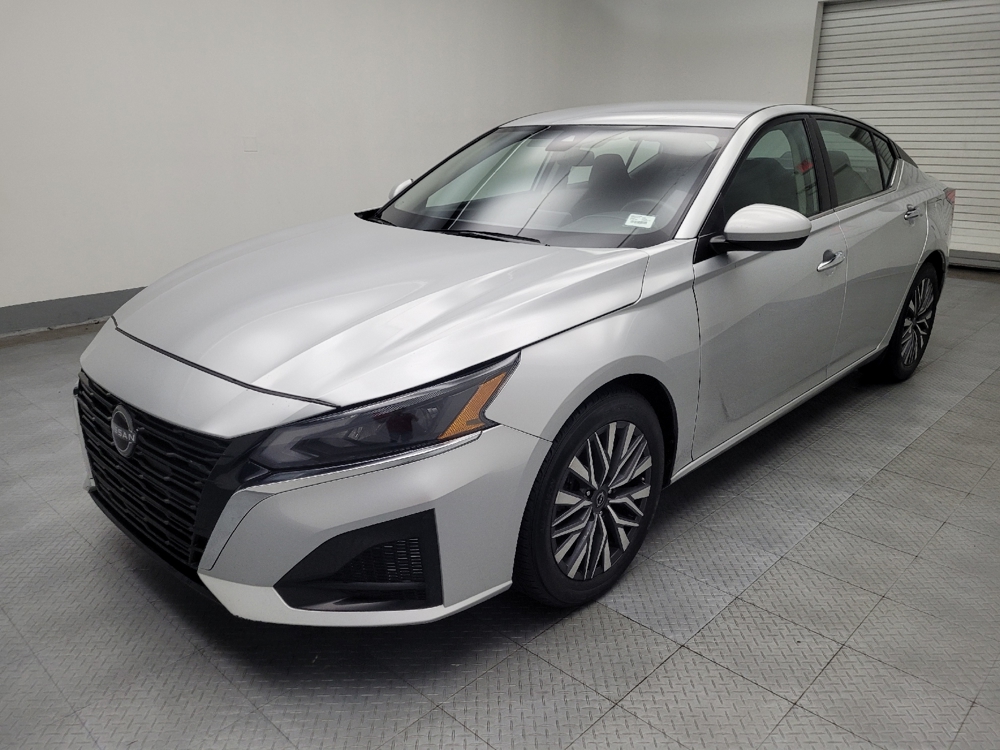2023 Nissan Altima SV