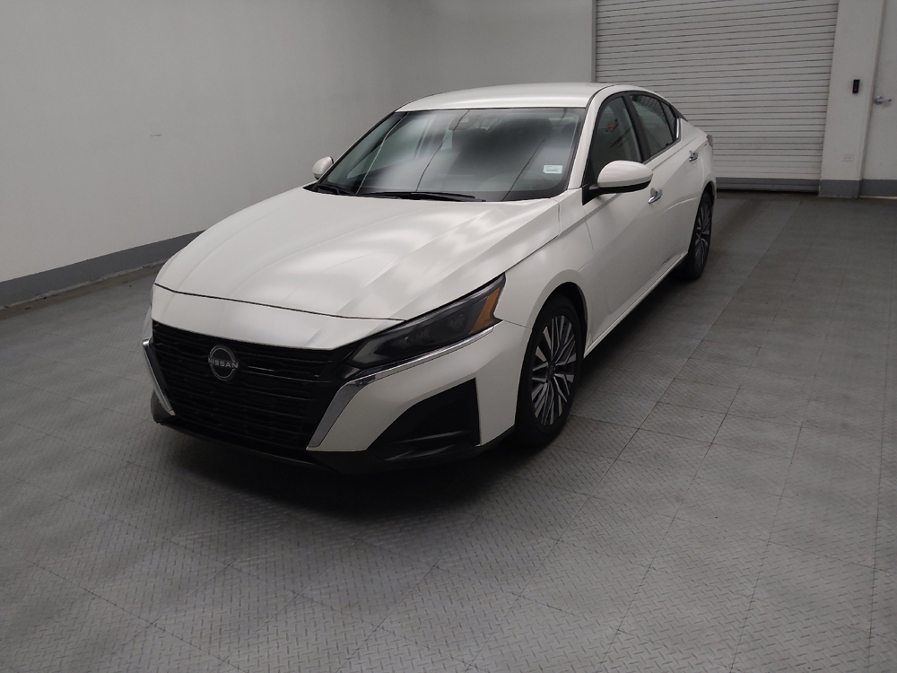 2023 Nissan Altima SV