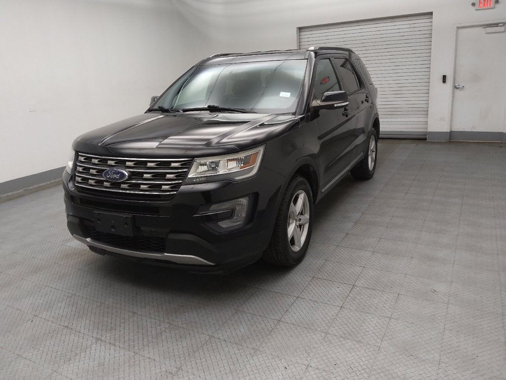 2017 Ford Explorer XLT's photo