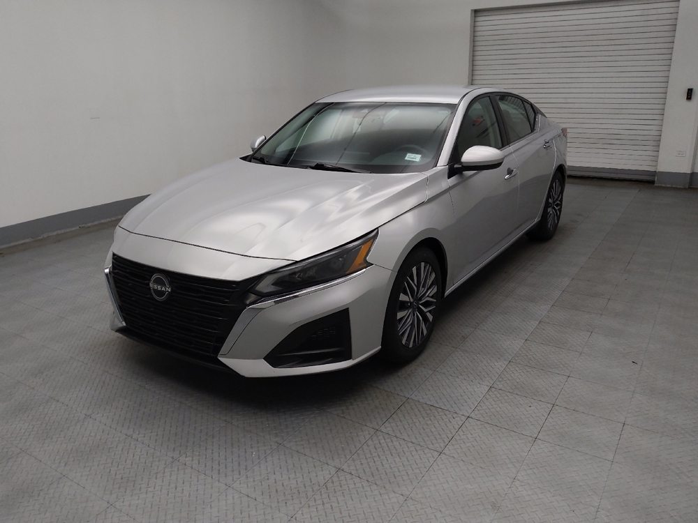 2023 Nissan Altima SV