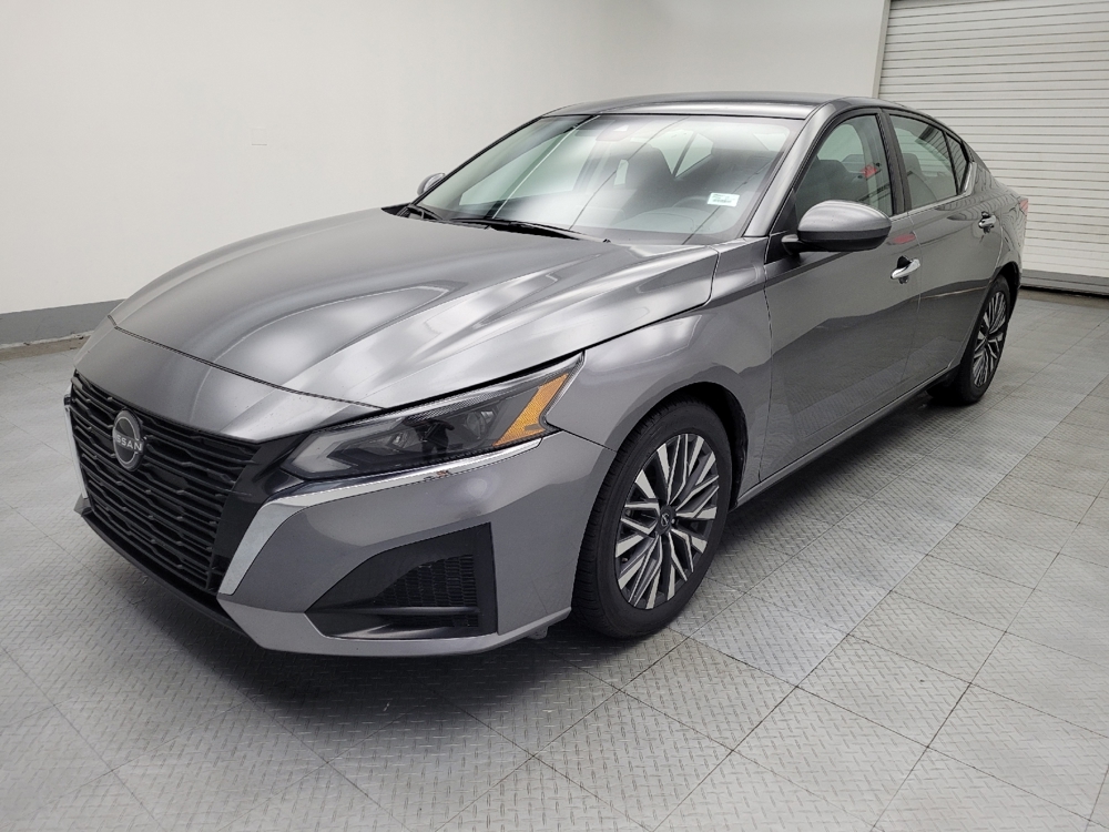 2023 Nissan Altima SV