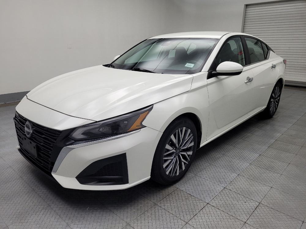 2023 Nissan Altima SV