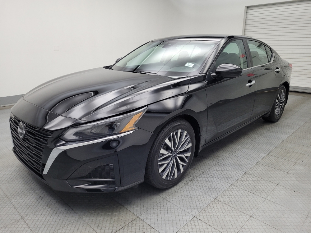 2023 Nissan Altima SV