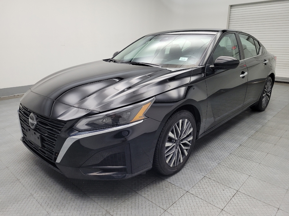 2023 Nissan Altima SV