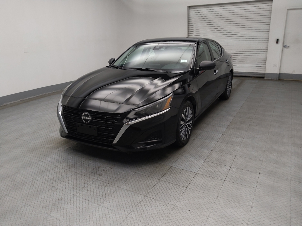 2024 Nissan Altima SV's photo