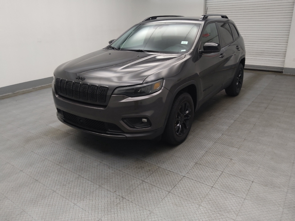 2023 Jeep Cherokee Altitude Lux's photo