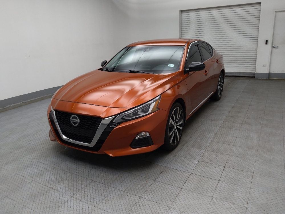 2020 Nissan Altima SR's photo