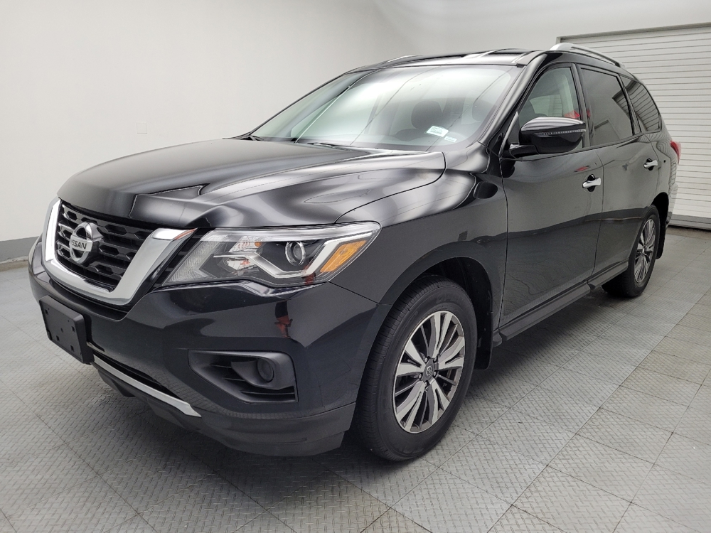 2019 Nissan Pathfinder S's photo