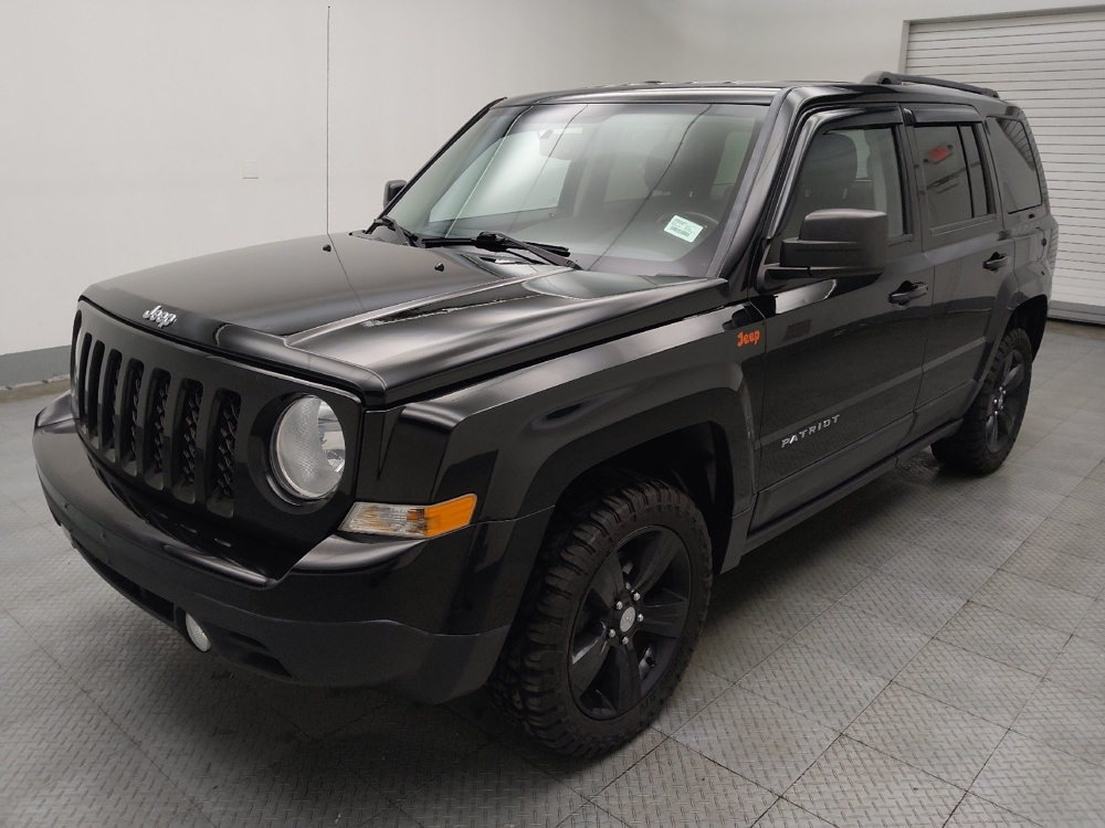 2016 Jeep Patriot Latitude's photo