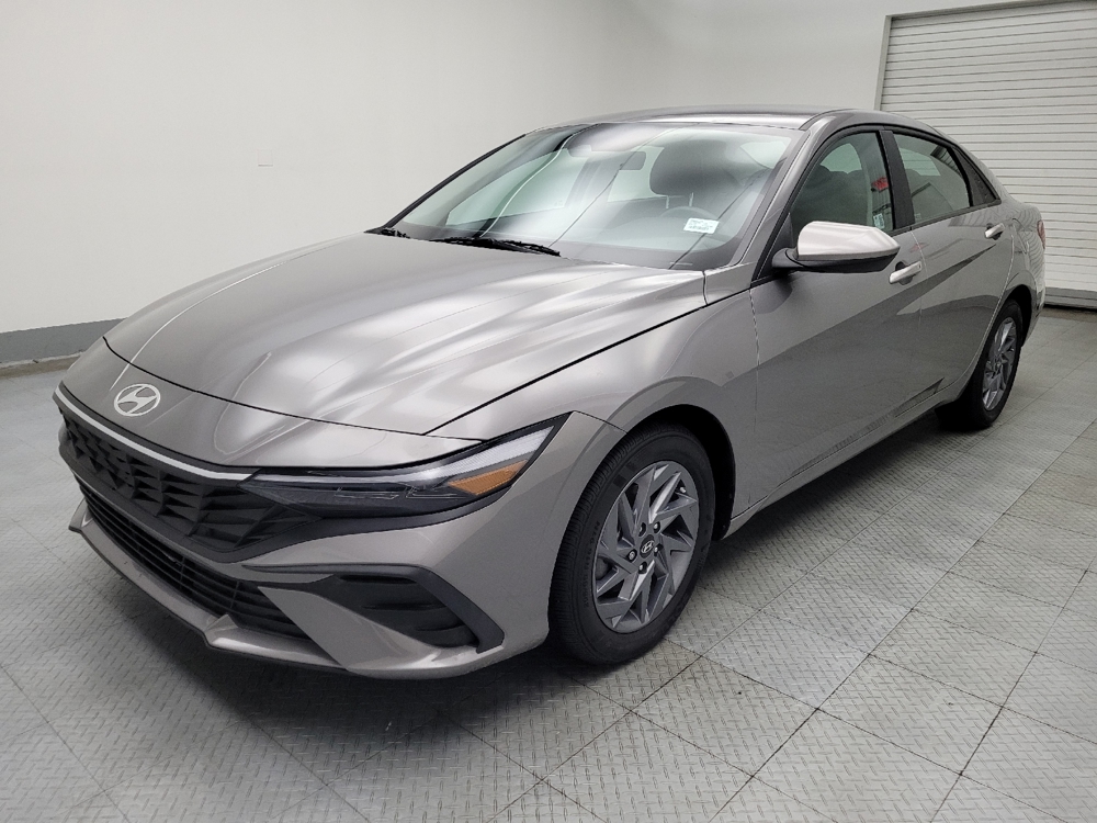 2024 Hyundai Elantra SEL's photo