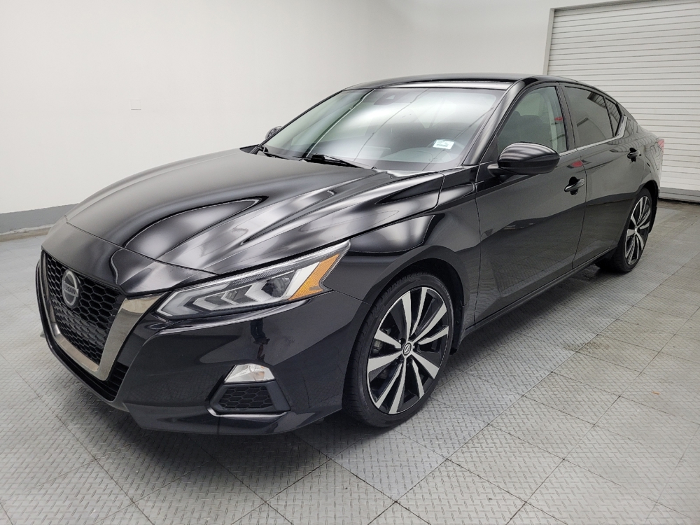 2022 Nissan Altima SR