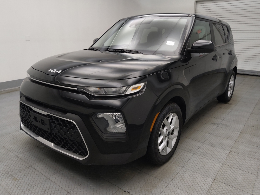 2022 Kia Soul LX's photo