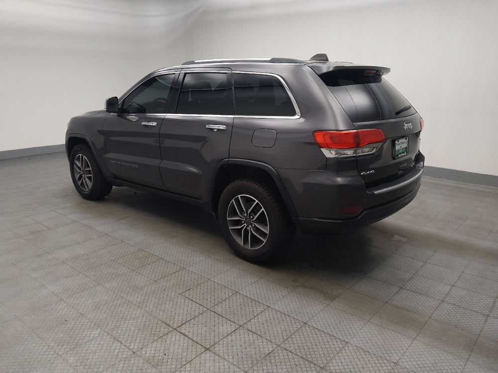 View vehicle photo 3
