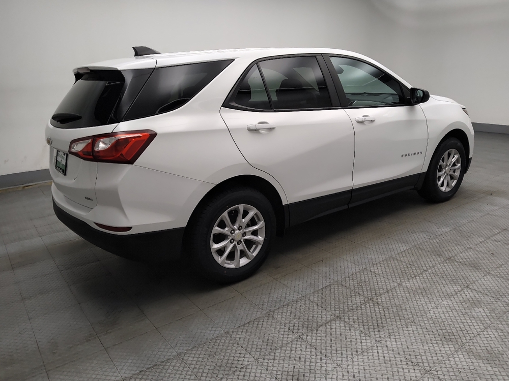 2021 Chevrolet Equinox LS - Photo 8