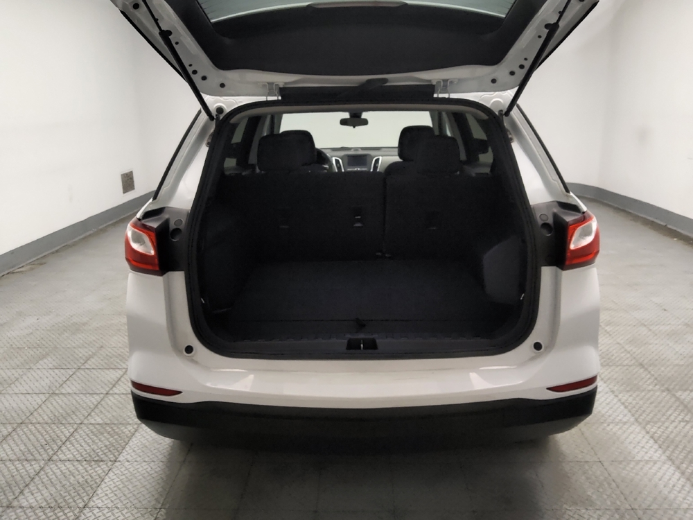 2021 Chevrolet Equinox LS - Photo 22