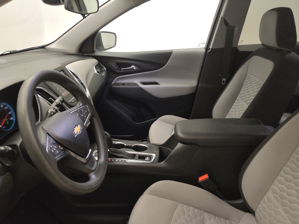 2021 Chevrolet Equinox LS - Photo 13