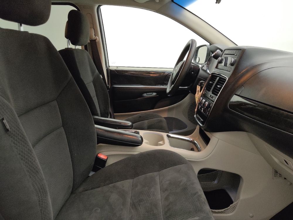 2016 Dodge Grand Caravan SXT - Photo 16