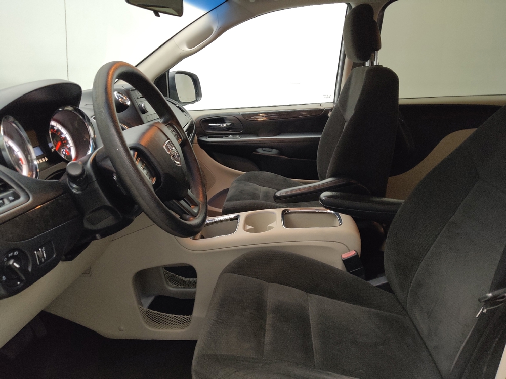 2016 Dodge Grand Caravan SXT - Photo 13