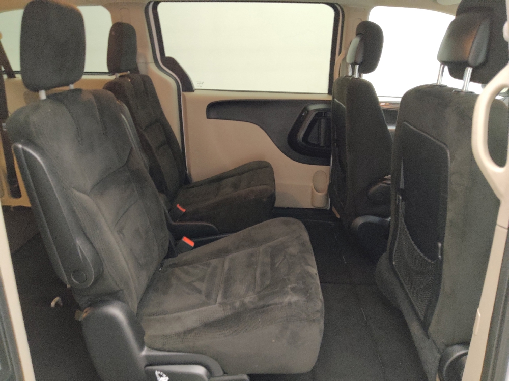 2016 Dodge Grand Caravan SXT - Photo 15