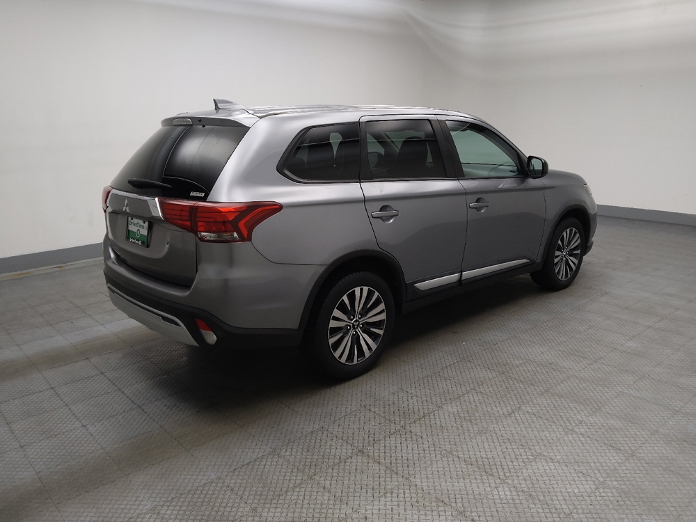 2020 Mitsubishi Outlander ES - Photo 8