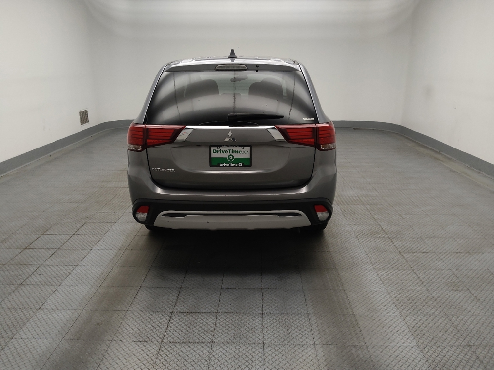 2020 Mitsubishi Outlander ES - Photo 6